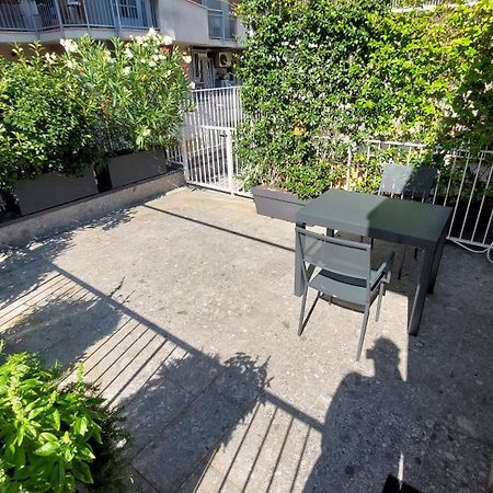 Moderno Appartamento Tra Stazione Centrale E Loreto Milano Exteriör bild